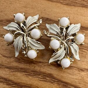 Vintage Chic Gold and White Leaf Clip Earrings